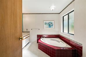 1750 Pritchard Rd — listing photo 18 of 37