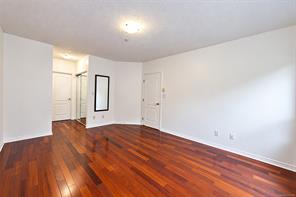 109-380 Waterfront Cres — listing photo 14 of 40