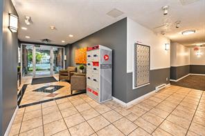 109-380 Waterfront Cres — listing photo 30 of 40