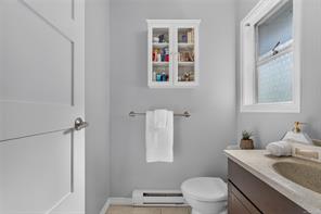 4291 Burbank Cres — listing photo 22 of 44