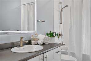 4291 Burbank Cres — listing photo 30 of 44