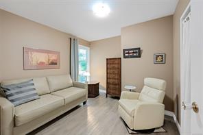 8508 Emard Terr — listing photo 35 of 74