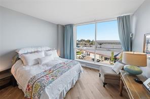 403-3529 Dolphin Dr — listing photo 20 of 60