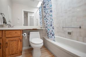 2594 Sinclair Rd — listing photo 18 of 37