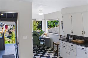 10391 Resthaven Dr — listing photo 13 of 30