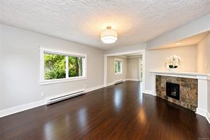 2834 Wyndeatt Ave — listing photo 15 of 67