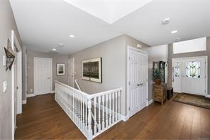 721 Country Club Dr — listing photo 16 of 54