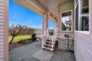 721 Country Club Dr — listing photo 36 of 54
