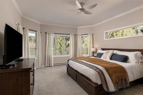 10965 Marti Lane — listing photo 20 of 48