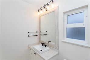 7968 Polo Park Cres — listing photo 38 of 63