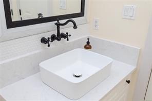 7968 Polo Park Cres — listing photo 50 of 63