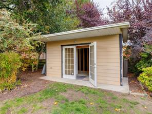 1158 Hadfield Ave — listing photo 26 of 44