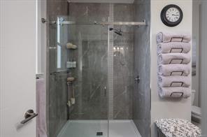 9048 Driftwood Dr — listing photo 27 of 71