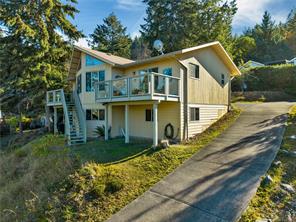 3122 Dolphin Dr, Nanoose Bay