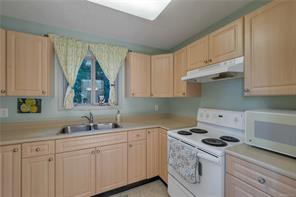 3122 Dolphin Dr — listing photo 14 of 30