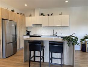 102C-3800 Burde St — listing photo 13 of 24