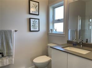 102C-3800 Burde St — listing photo 17 of 24