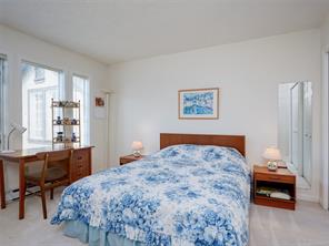 10-2566 Penrhyn St — listing photo 15 of 33