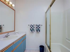 10-2566 Penrhyn St — listing photo 17 of 33
