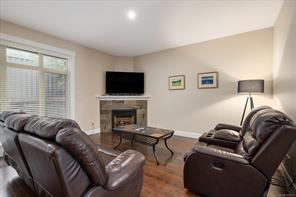 3026 Waterstone Way — listing photo 18 of 60