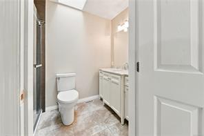 832 Parkside Way — listing photo 24 of 45