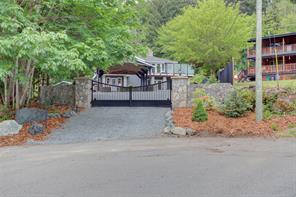 8136 Miracle Close, Youbou