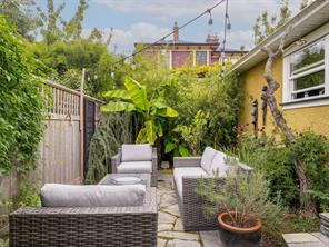 134 Clarence St — listing photo 21 of 62