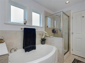 134 Clarence St — listing photo 34 of 62