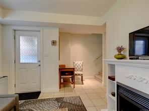 134 Clarence St — listing photo 39 of 62