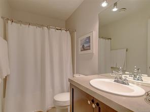 134 Clarence St — listing photo 41 of 62