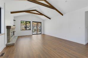 2029 Oakhill Pl — listing photo 13 of 36