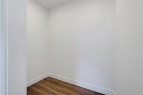 2029 Oakhill Pl — listing photo 22 of 36