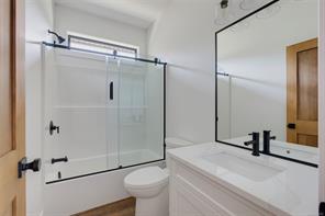 2029 Oakhill Pl — listing photo 23 of 36