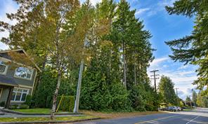 156 Harlech Rd, Qualicum Beach