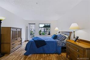 204-1083 Tillicum Rd — listing photo 16 of 56