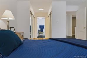 204-1083 Tillicum Rd — listing photo 17 of 56