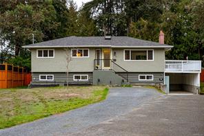 570 Cedarcrest Dr, Colwood