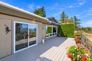 10-942 Boulderwood Rise — listing photo 36 of 52