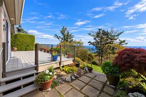 10-942 Boulderwood Rise — listing photo 38 of 52