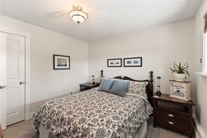 34 McLean St — listing photo 16 of 51