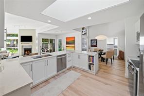 1176 Lee Rd — listing photo 14 of 71