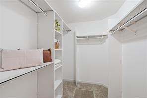 9-850 Arbutus St — listing photo 20 of 35