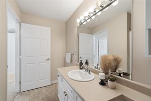 9-850 Arbutus St — listing photo 21 of 35
