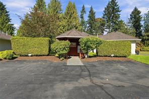 9-850 Arbutus St — listing photo 33 of 35