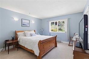 3533 Sunheights Dr — listing photo 20 of 36