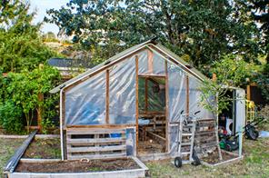635 Hoffman Ave — listing photo 30 of 32