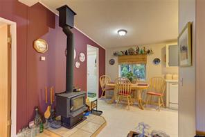 300 Lake Park Rd — listing photo 16 of 63