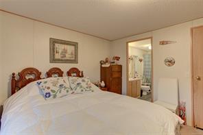 300 Lake Park Rd — listing photo 23 of 63