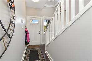1005 Boeing Close — listing photo 19 of 22