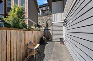 2331 Azurite Cres — listing photo 17 of 28